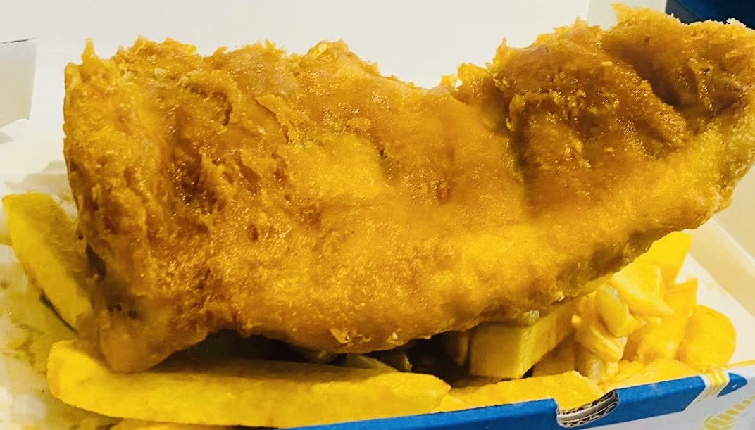 No.44 Fish Bar - Fish & Chips, Burgers & Asian Fusion | Bicester